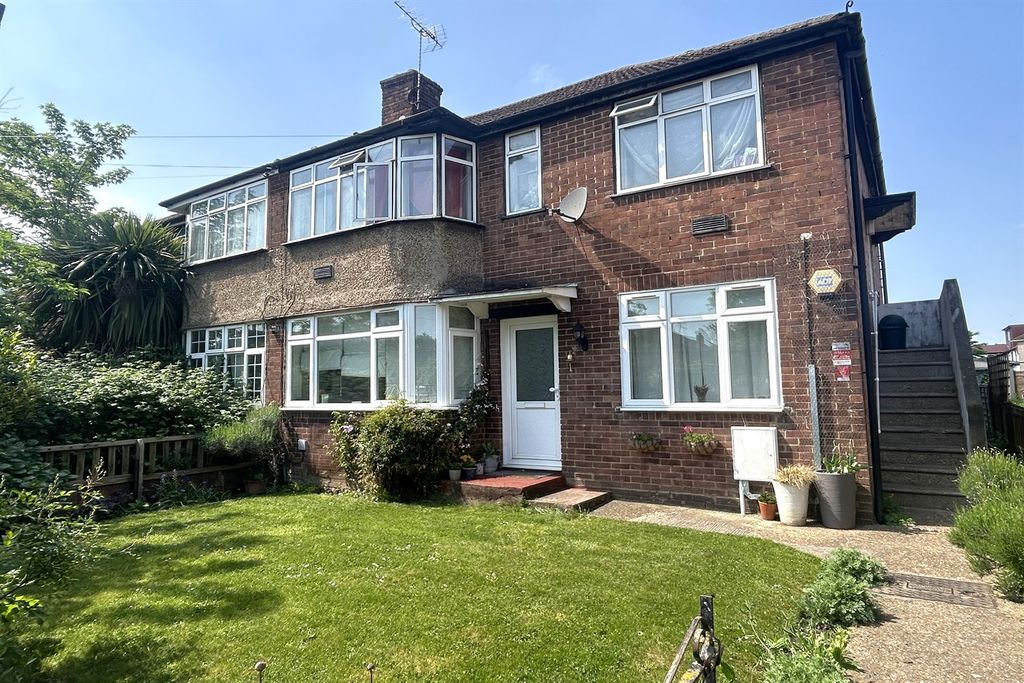 Property photo 1 of 11 (Main)