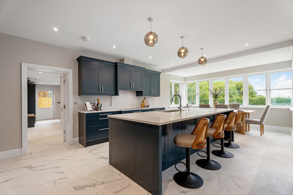 Additional image 16 of 5 bed detached house for saleYarnells Hill West Oxford OX2