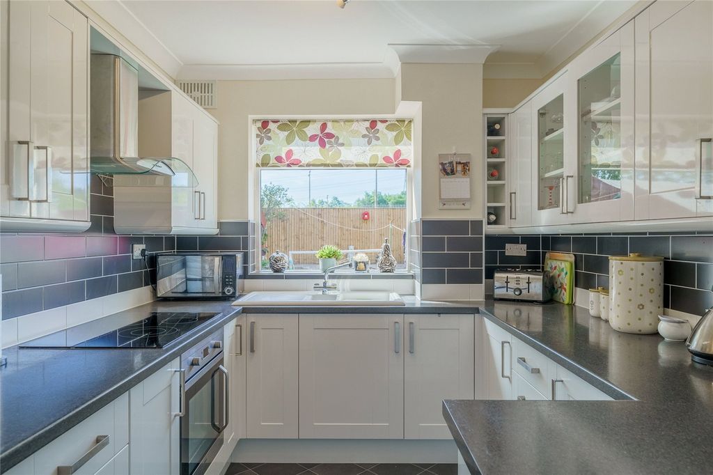 Property photo 3 of 25 Picture No. 09