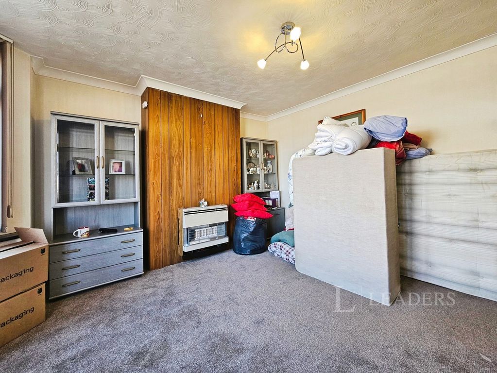 Property photo 3 of 11 Pbox-Img.Jpg
