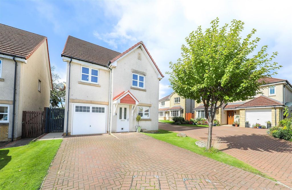 Property photo 1 of 16 A