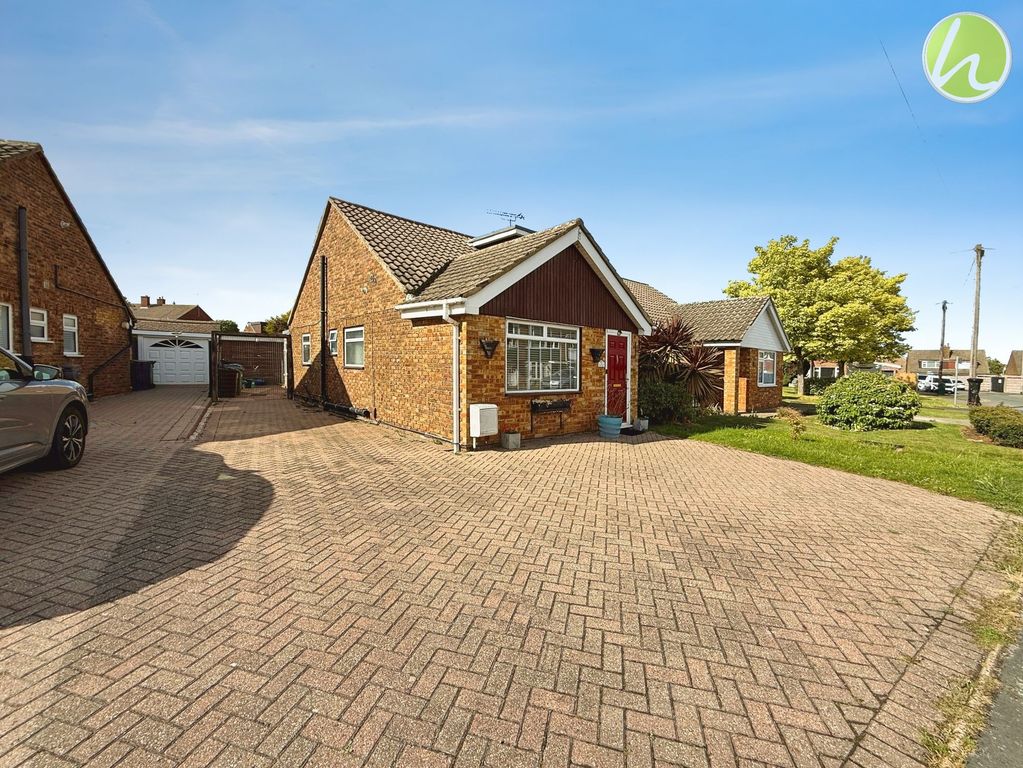 Property photo 1 of 28