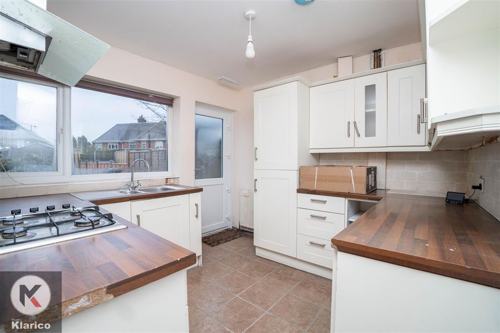 Property photo 3 of 11 Photo-3.Jpg