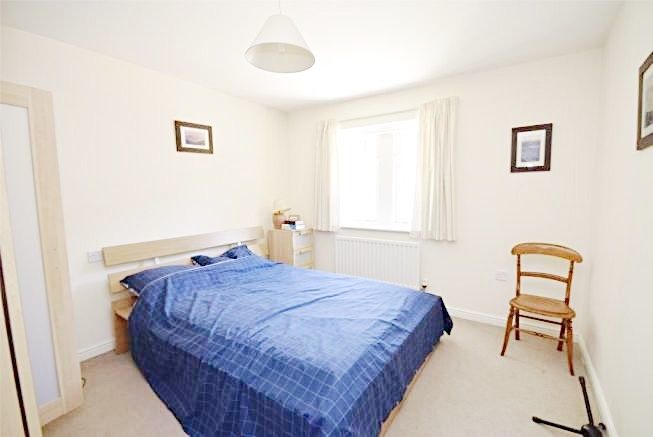 Property photo 3 of 11 Bright, Neatly Presented Bedroom With A Double Bed...