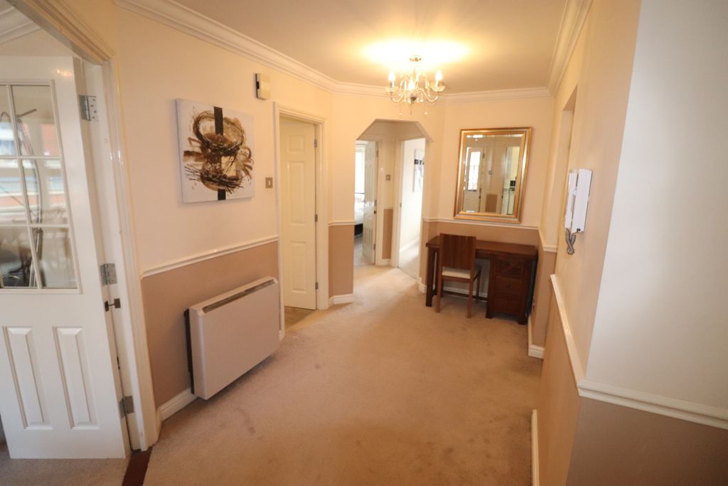 Property photo 2 of 8 Photo 08