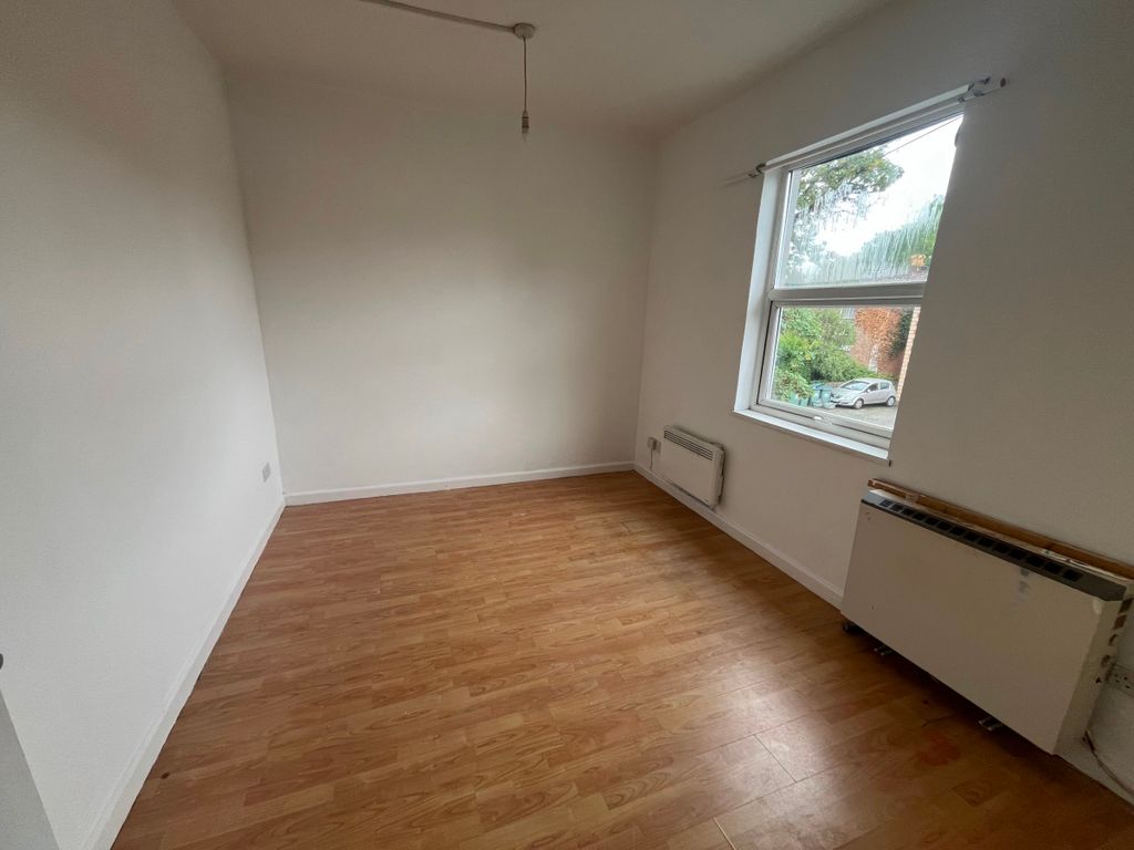 Property photo 3 of 3