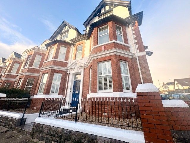 Property photo 1 of 15 Image