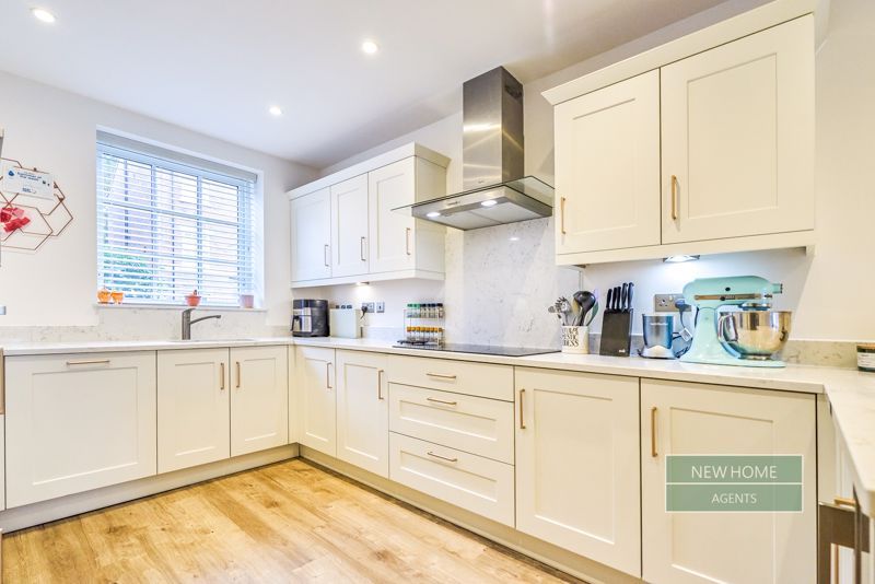 Property photo 3 of 45 Photo 22