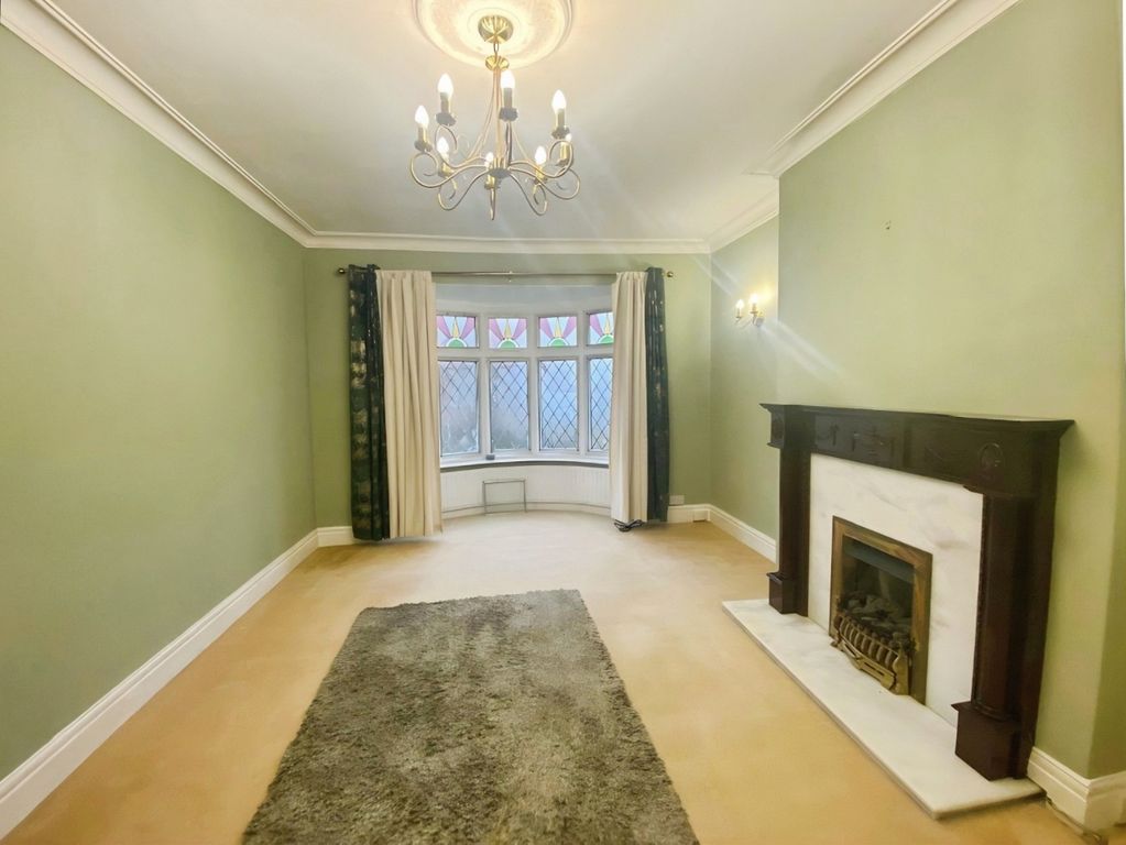 Property photo 2 of 12 4611472