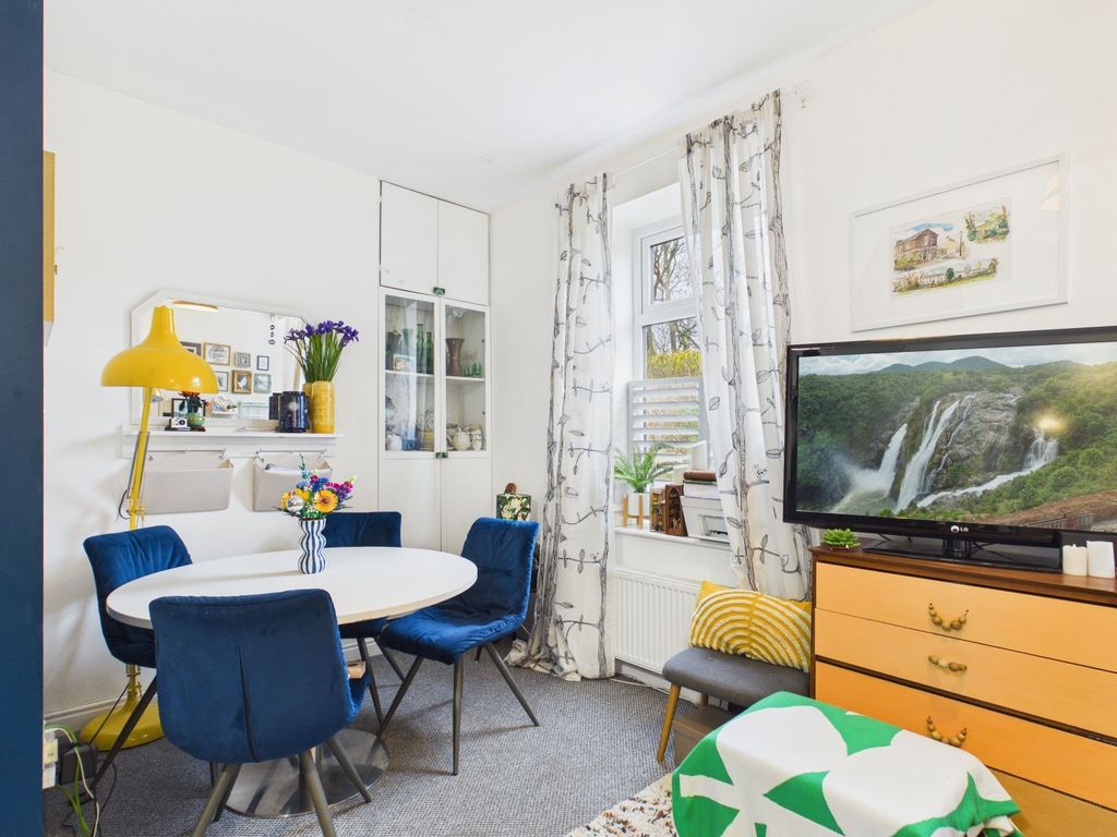 Property photo 3 of 13 Ewemove - Nelson Street - Living Room And Diner