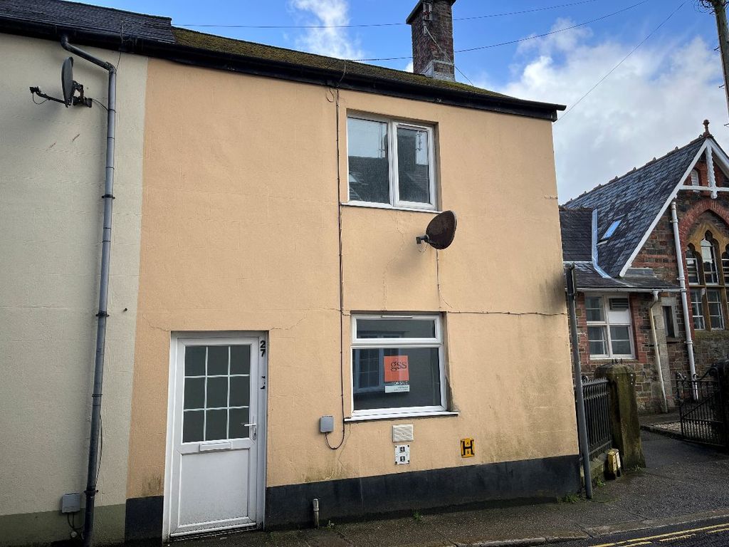 Property photo 1 of 12