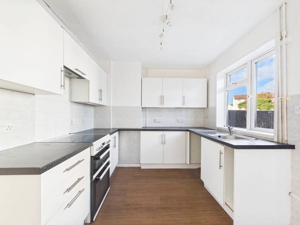 Property photo 3 of 11 Picture No. 34