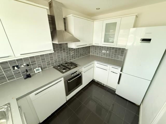 Property photo 3 of 17 2.Jpg