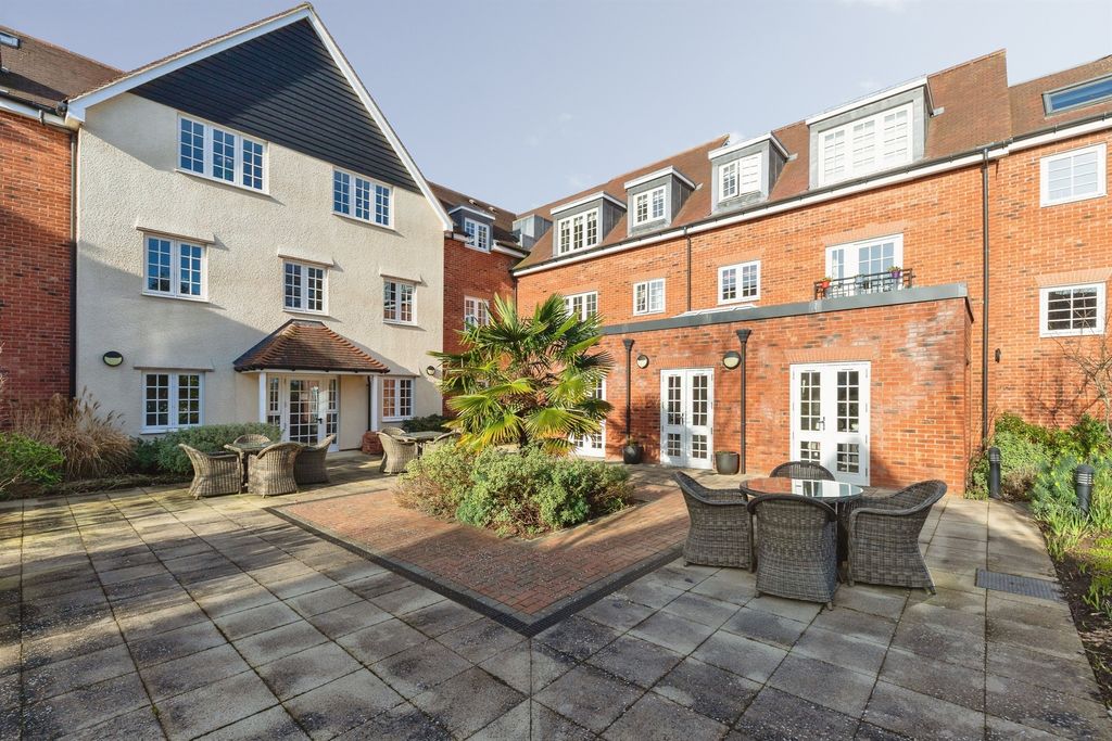 Additional image 14 of 1 bed flat for saleLe Jardin, Letchworth Garden City SG6