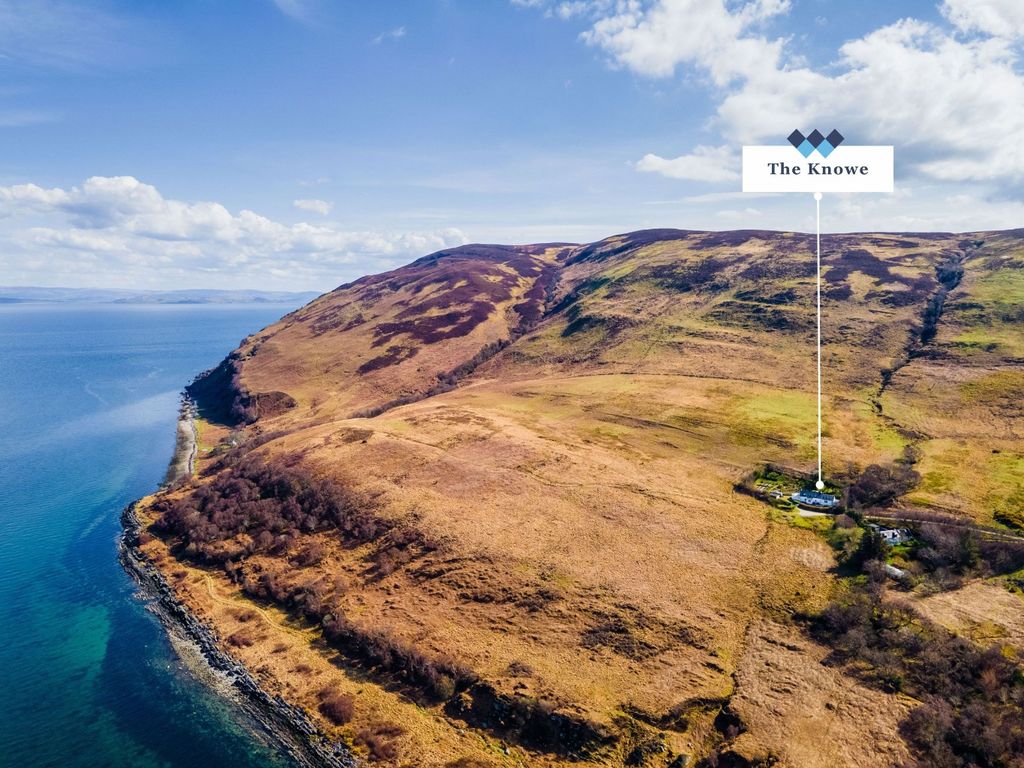 Property photo 3 of 91 4939145