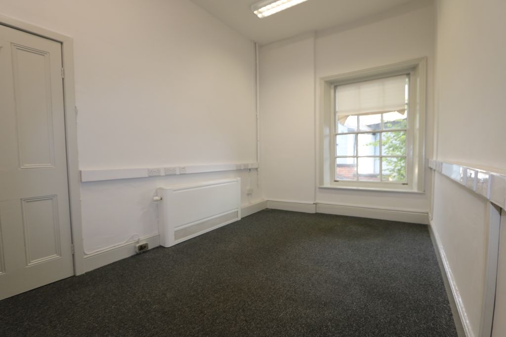 Property photo 2 of 7 Photo 2