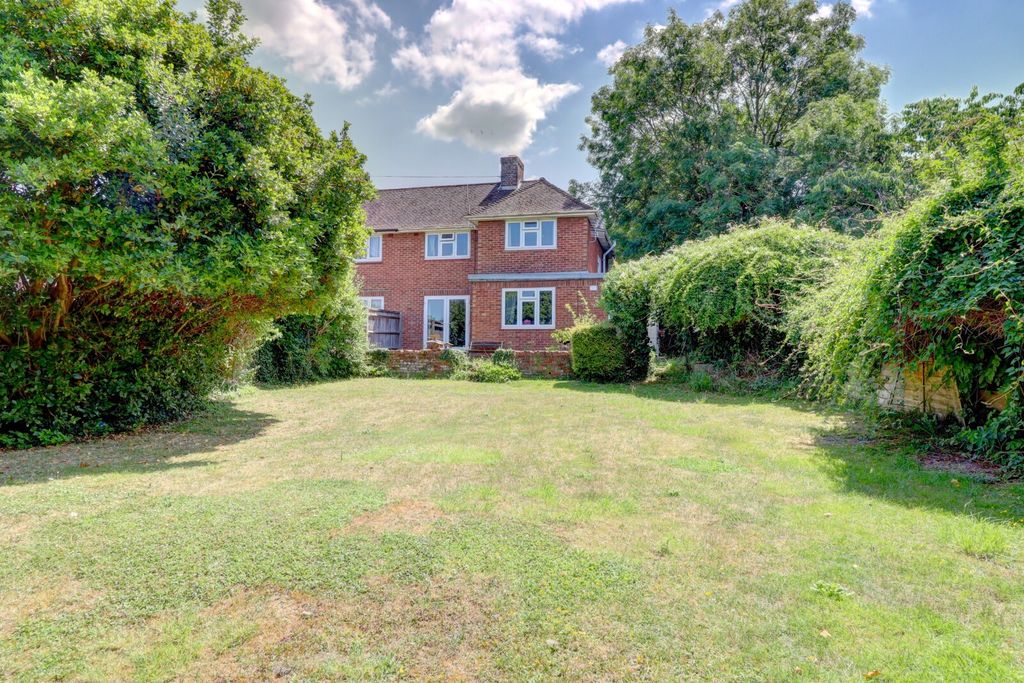 Property photo 2 of 10 Picture No. 05