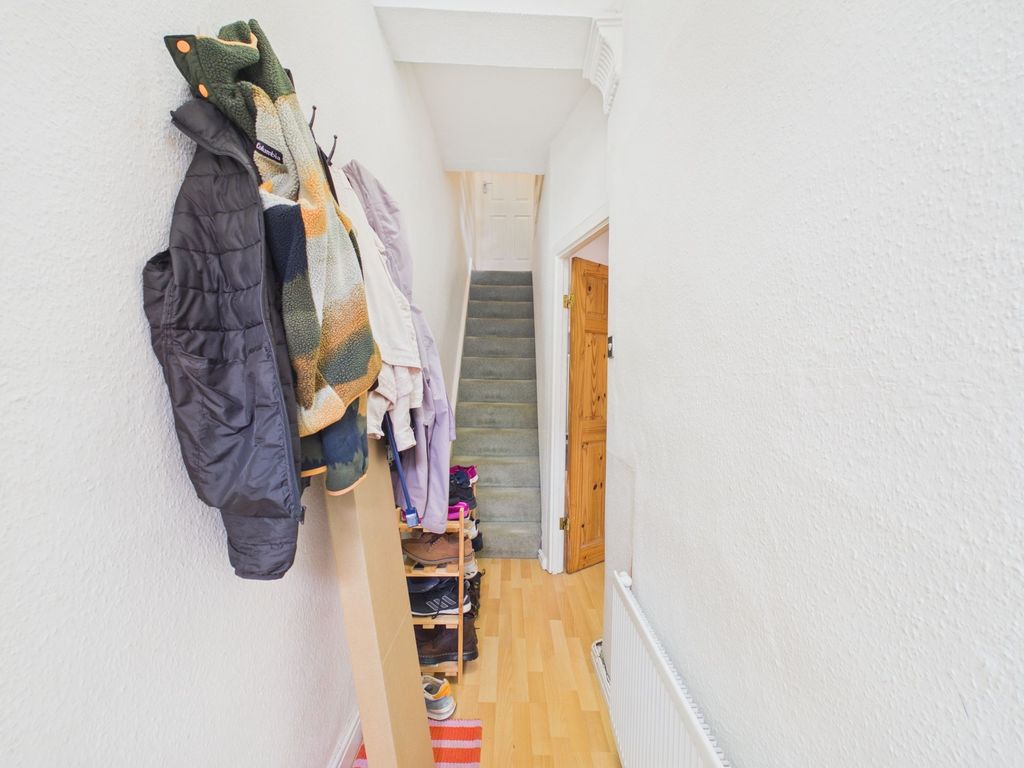 Property photo 2 of 31 Hallway