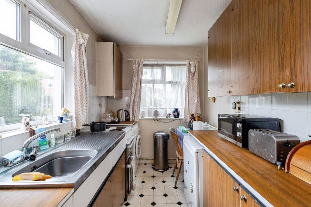 Property photo 3 of 31 Pbox-Img.Jpg