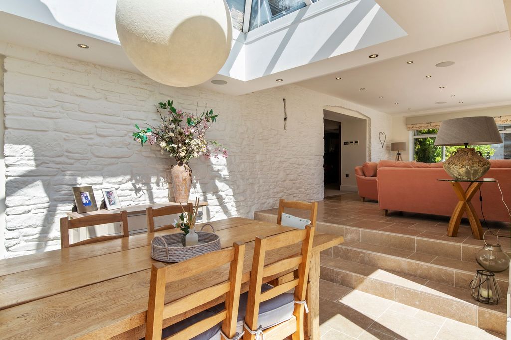 Additional image 11 of 5 bed detached house for salePenycoedcae Road, Penycoedcae CF37