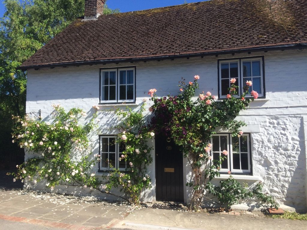 Property photo 1 of 11