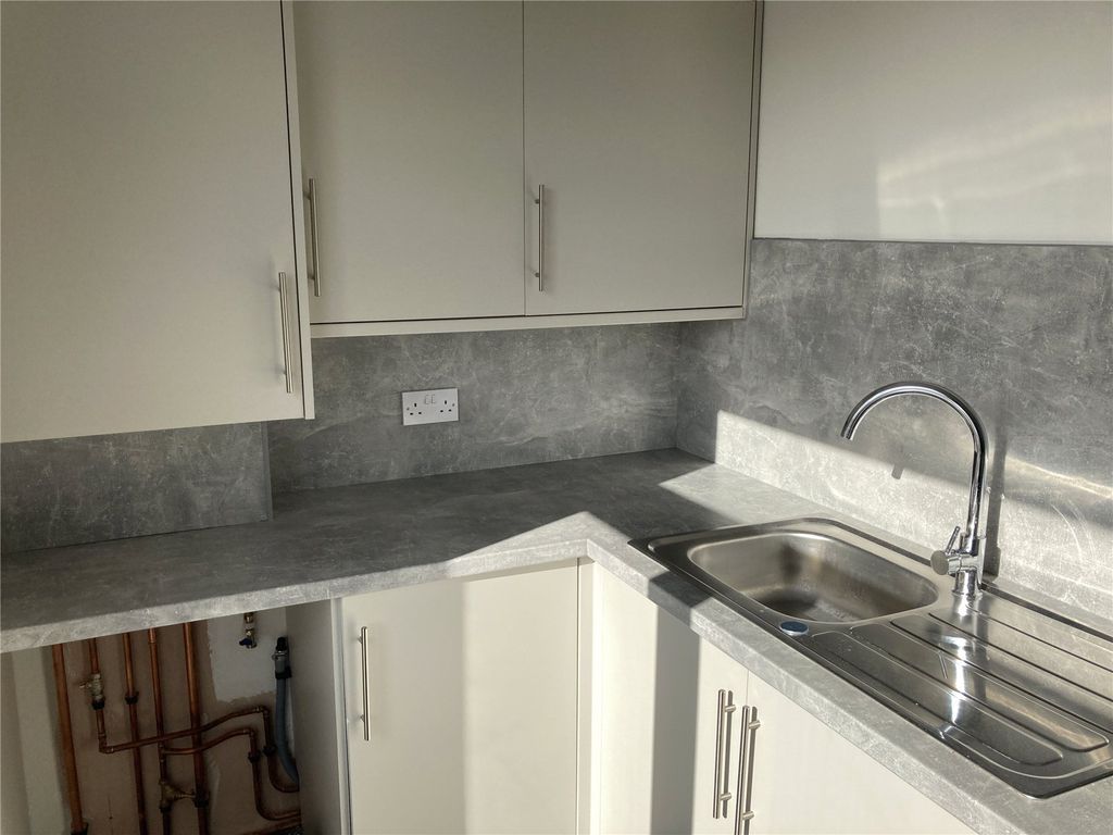 Property photo 2 of 14 Picture No. 25