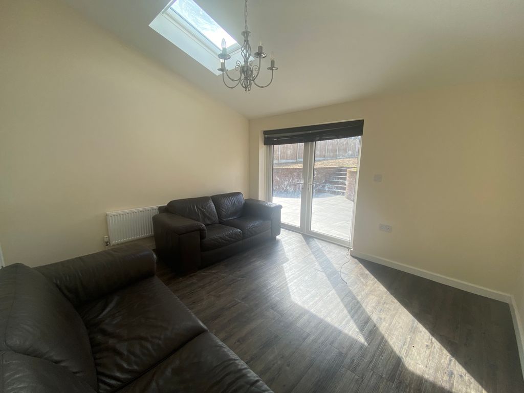 Property photo 3 of 12 Living Room