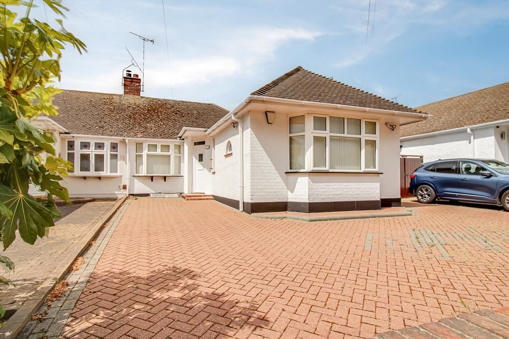 Property photo 1 of 18 Front