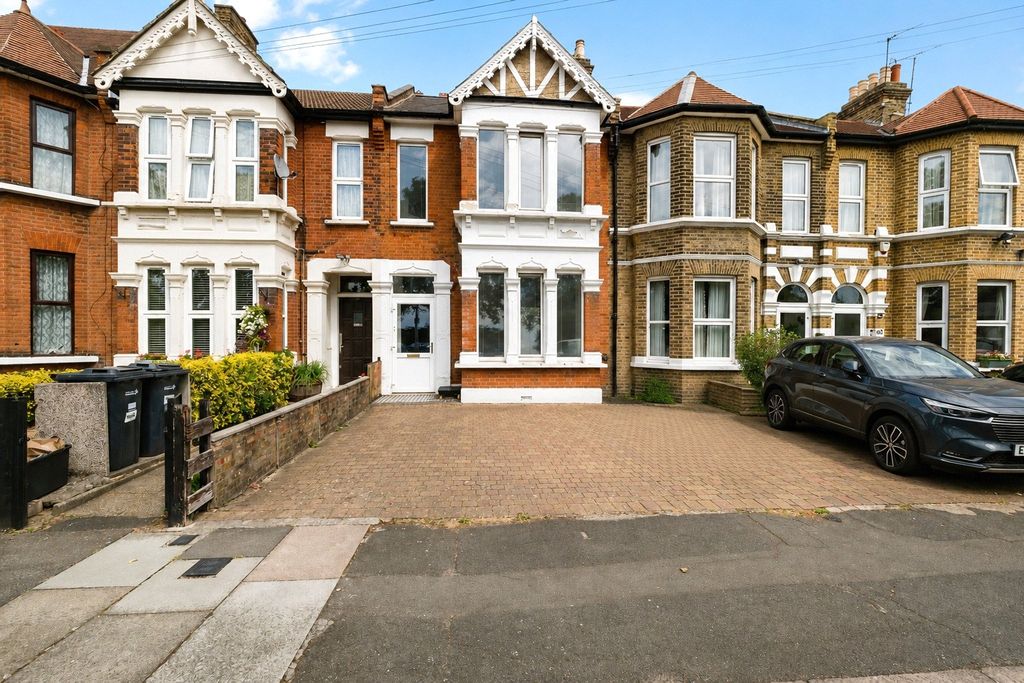 Property photo 1 of 30 Picture No. 33