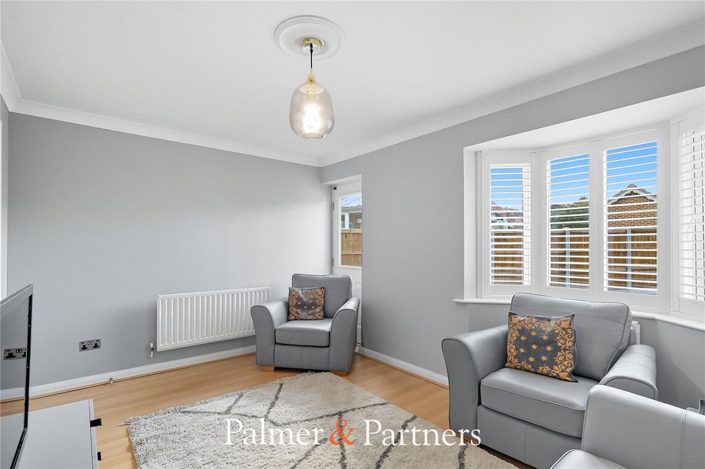 Property photo 3 of 20 Picture No. 03
