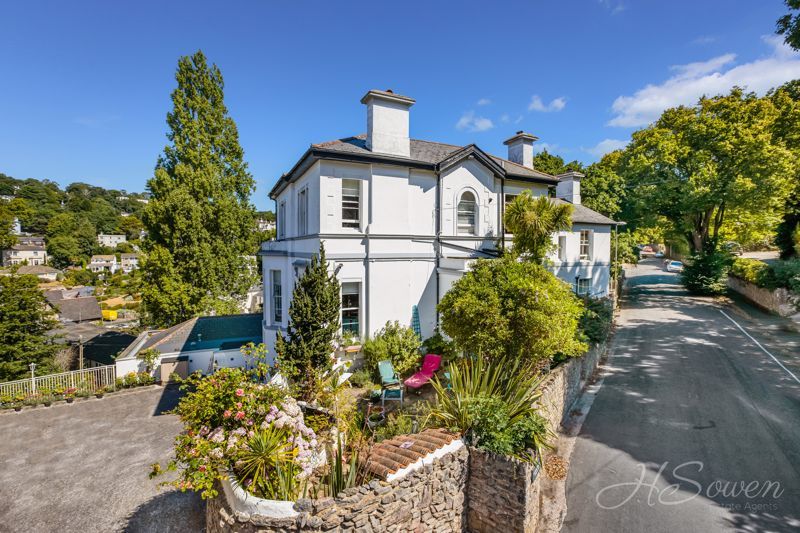 Property photo 1 of 22 Photo 2