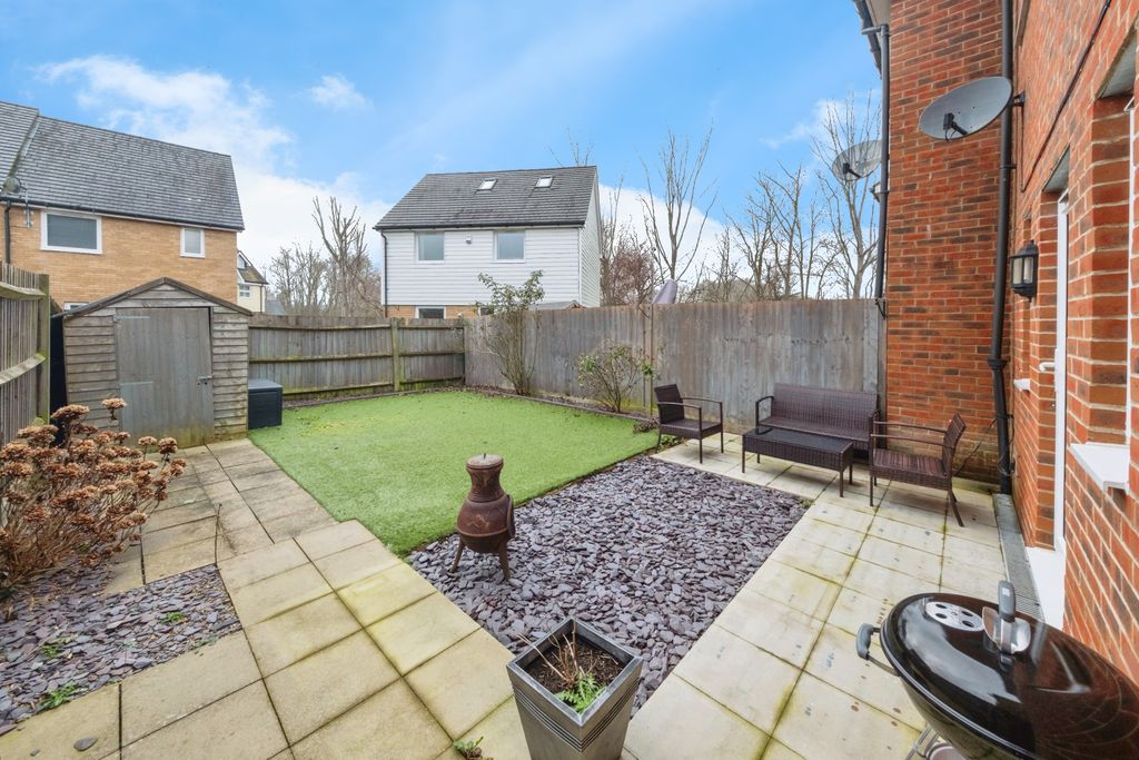 Property photo 3 of 20