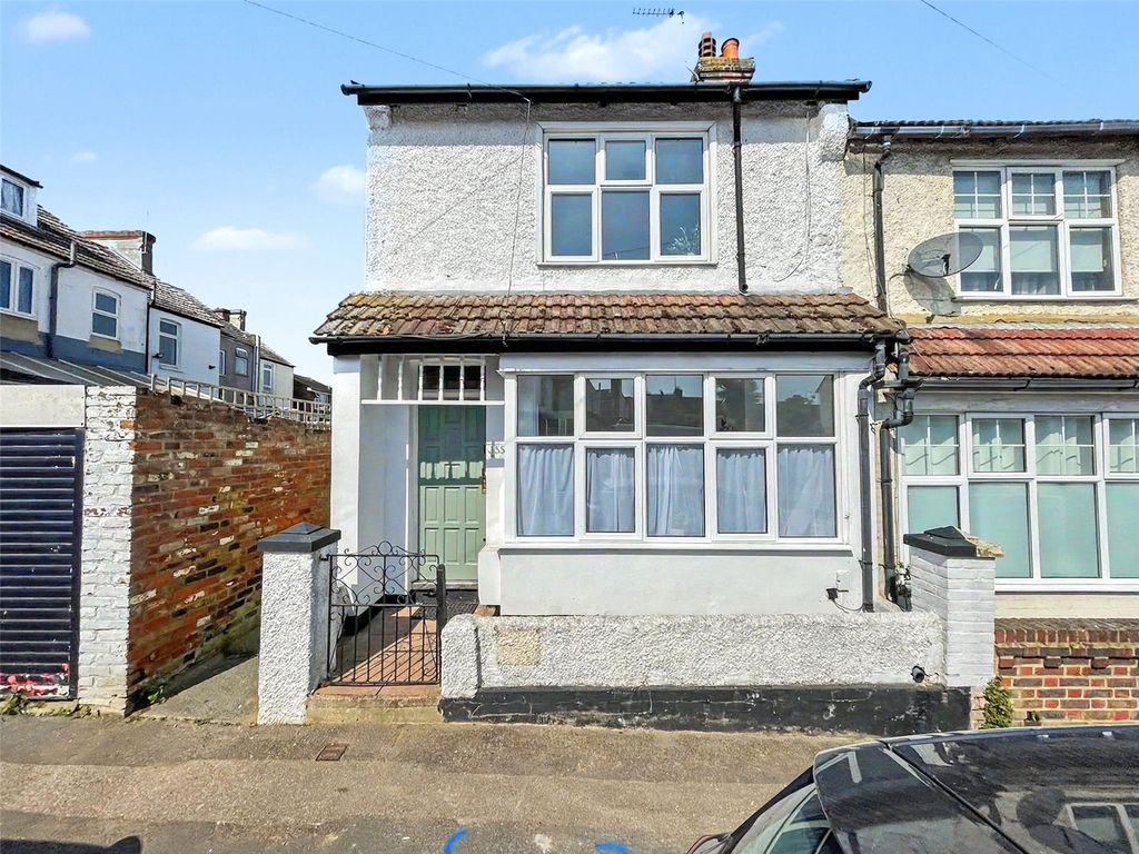 Property photo 1 of 16 Picture No. 11