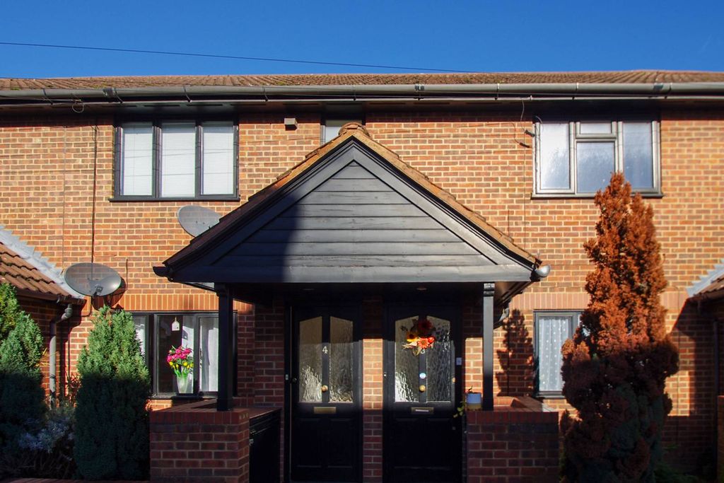 Property photo 2 of 6