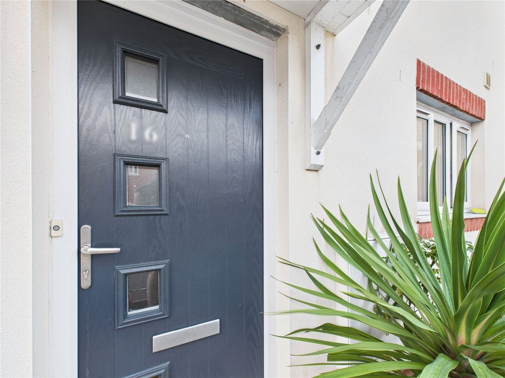 Property photo 3 of 25 Picture No. 03