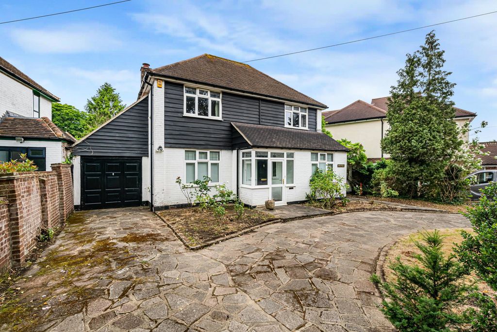 Property photo 2 of 14