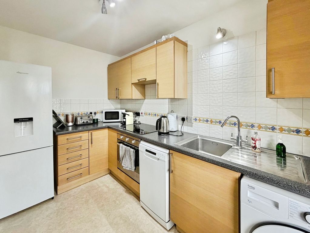 Property photo 3 of 9 Pbox-Img.Jpg