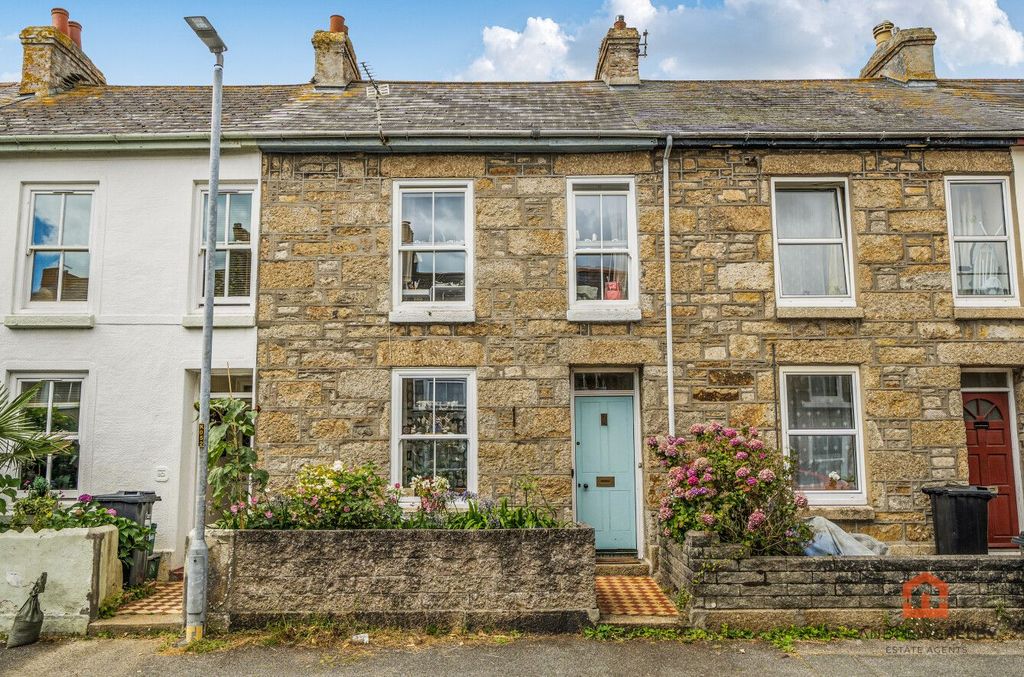 Property photo 1 of 12