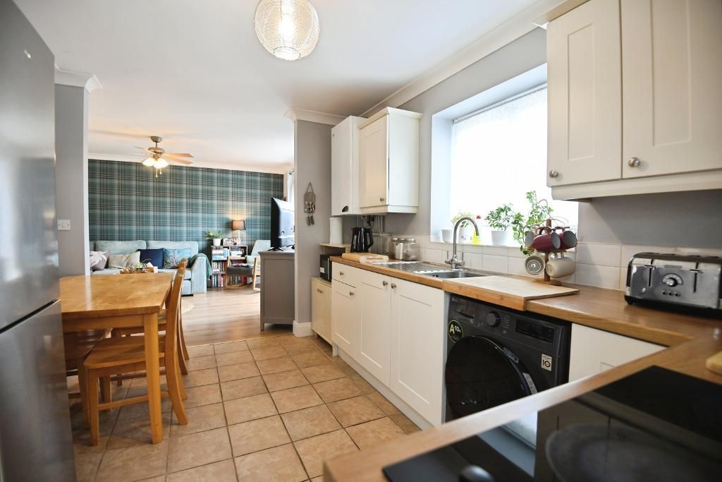 Property photo 3 of 17 Photo 3