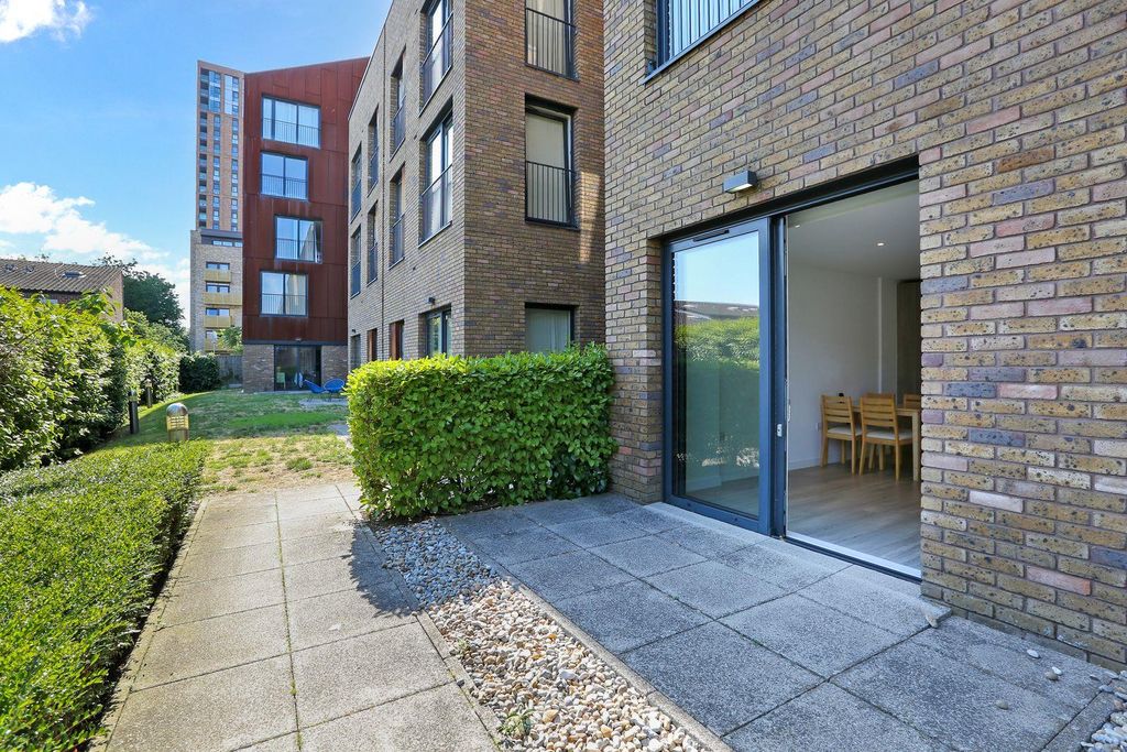 Property photo 1 of 15 U3x1O_Ca.Jpeg