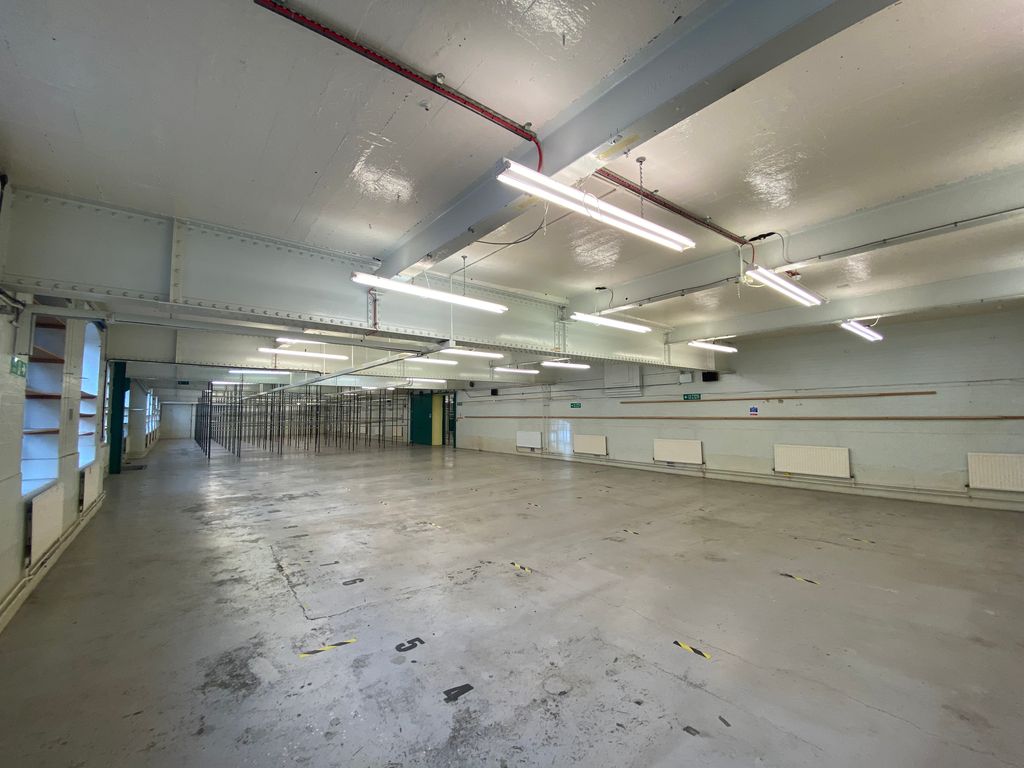 Property photo 1 of 3