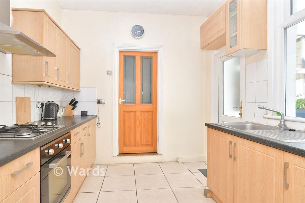Property photo 1 of 14 Kitchen
