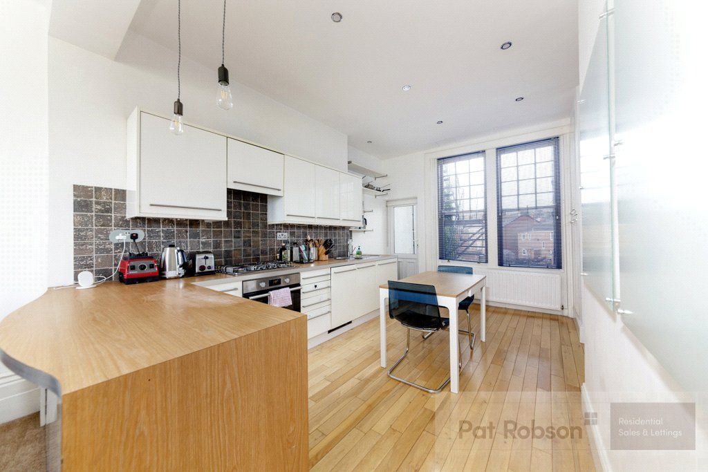 Property photo 3 of 13 Picture 3