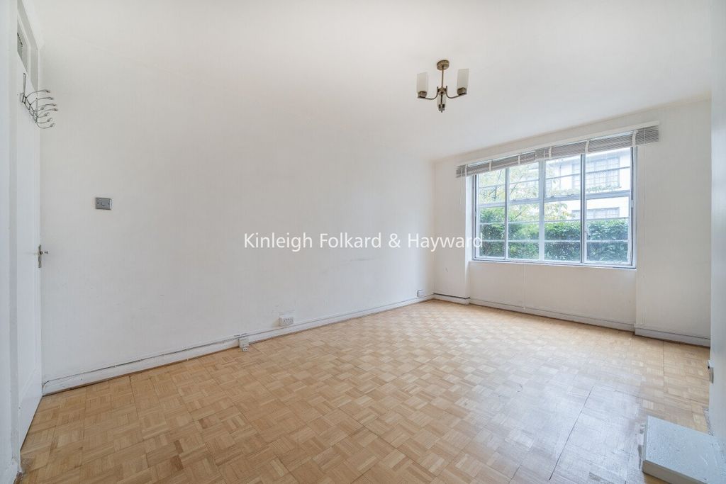 Property photo 1 of 8 Picture No. 14