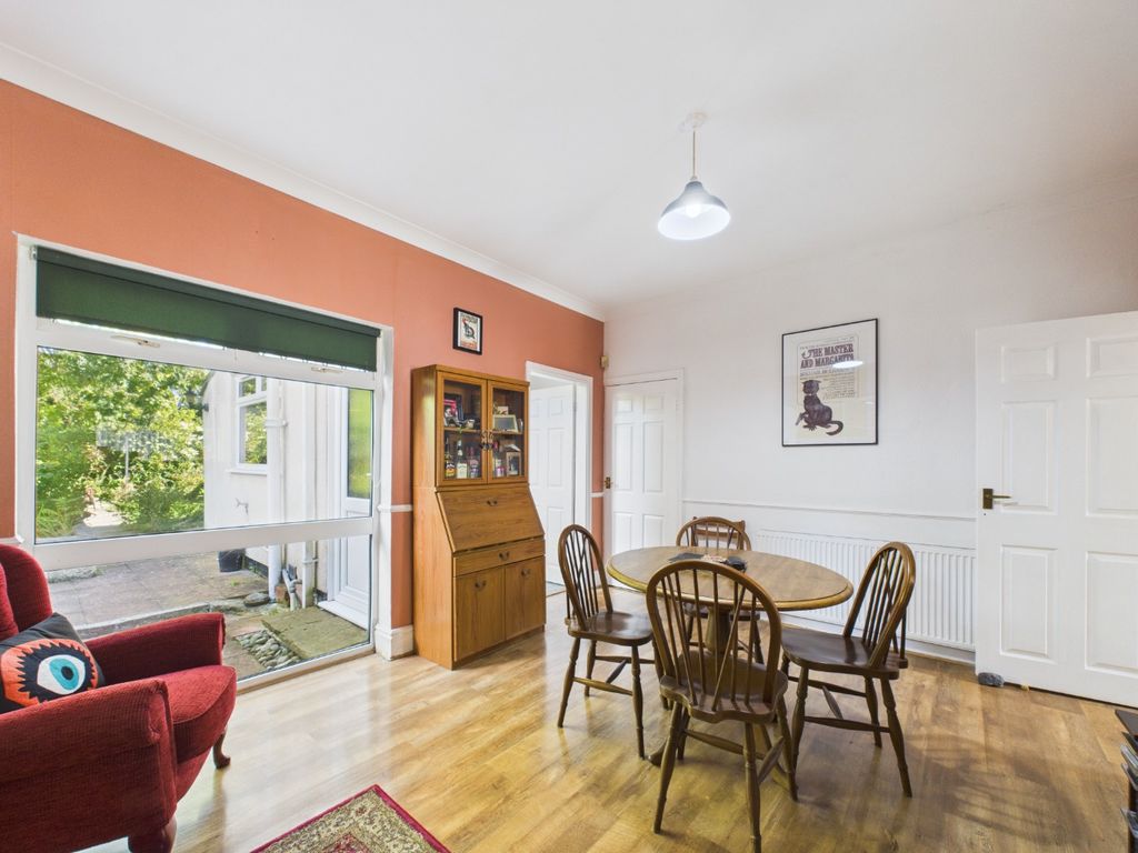 Property photo 3 of 18 4229019