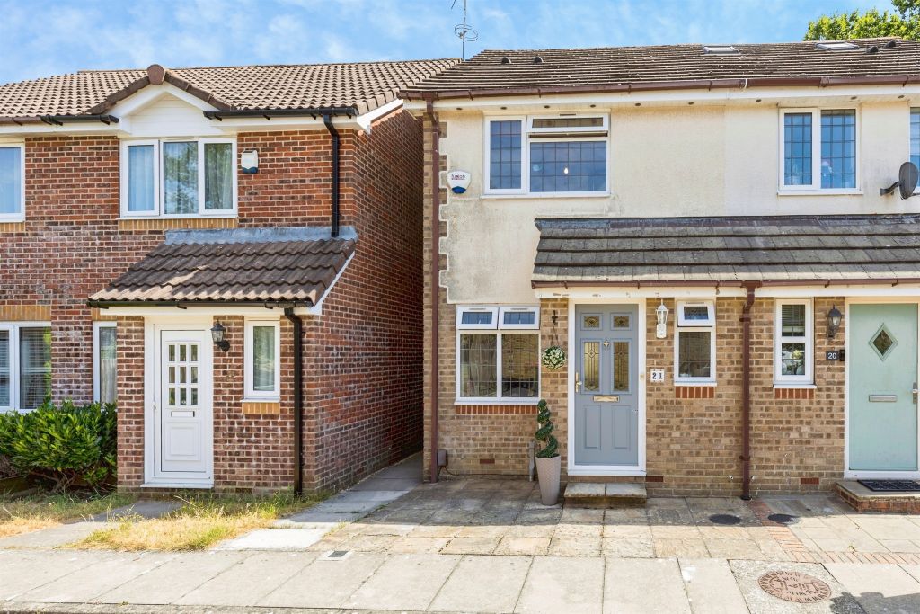 Property photo 1 of 17