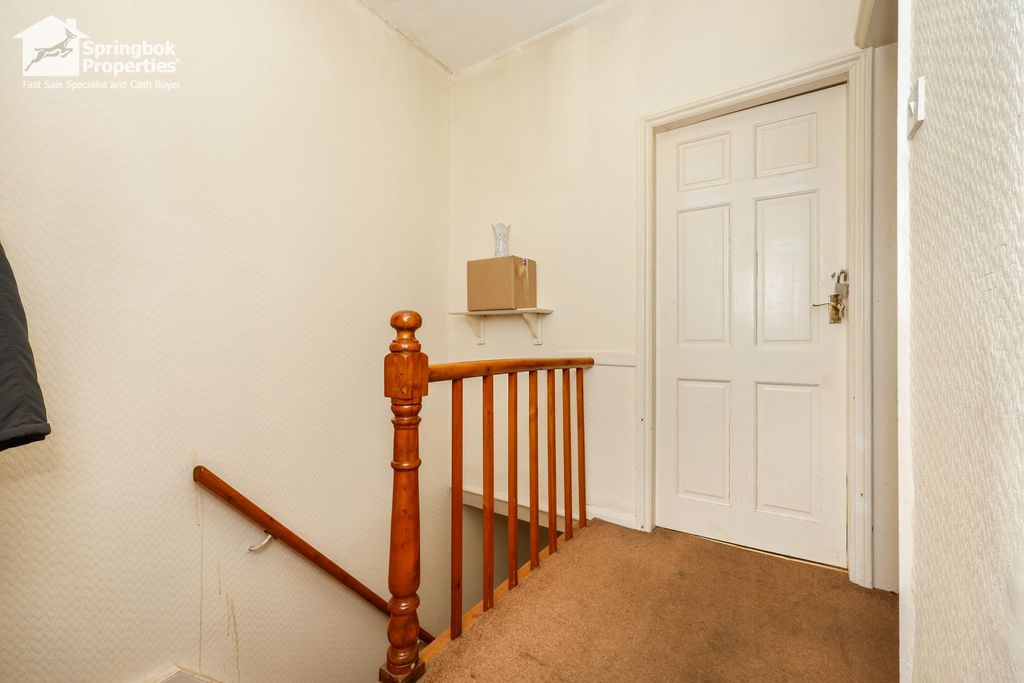 Property photo 3 of 14 Image 2