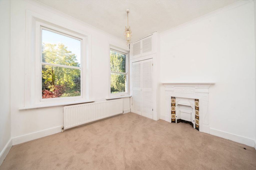 Property photo 3 of 3