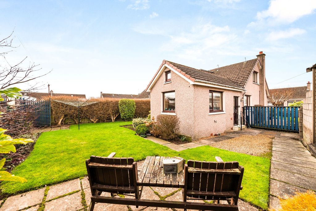 Property photo 2 of 15