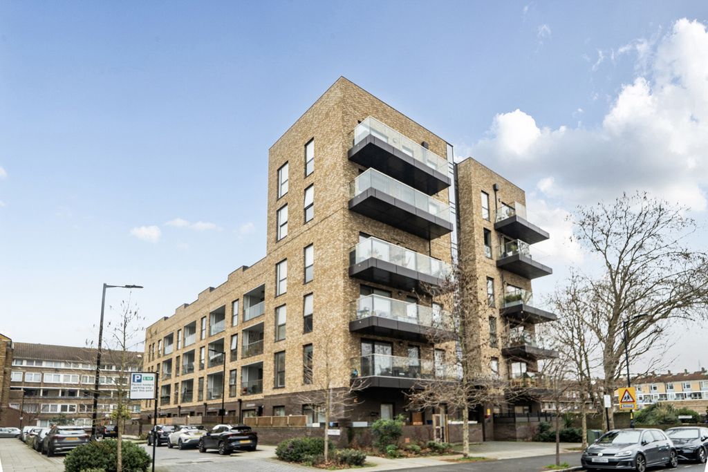 Property photo 2 of 23 1415994-23-69971E...